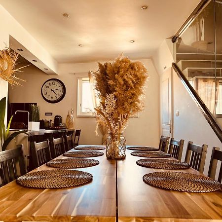 Maison De Village Ecusson - Logement Entier - 160M2 - 4Chambres - Centre Ville - Terrasse - Climatise Nîmes Eksteriør billede