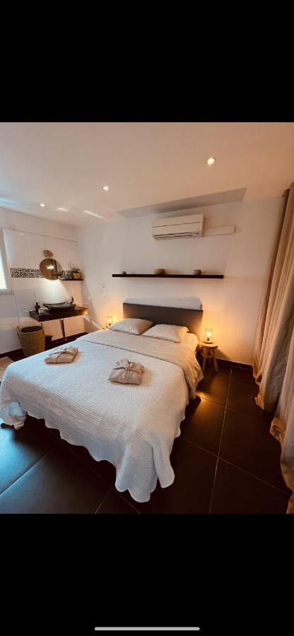 Maison De Village Ecusson - Logement Entier - 160M2 - 4Chambres - Centre Ville - Terrasse - Climatise Nîmes Eksteriør billede